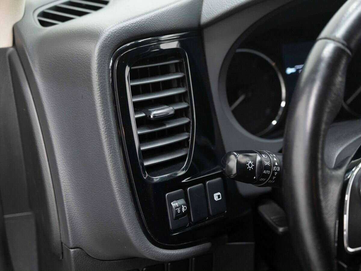 Купить Mitsubishi Outlander, 2019, 135 000 км, фото №20