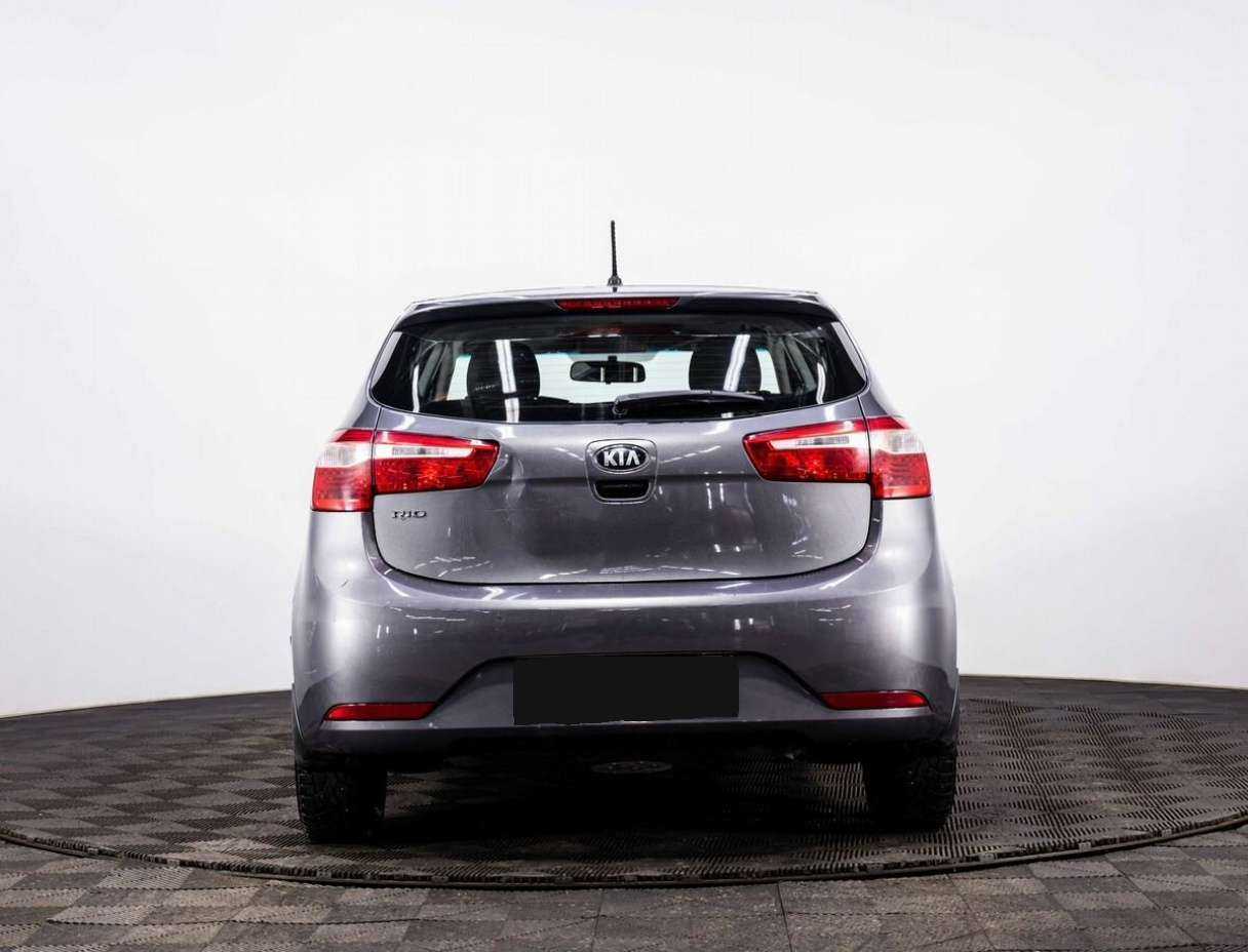 Купить Kia Rio, 2013, 140 000 км, фото №5