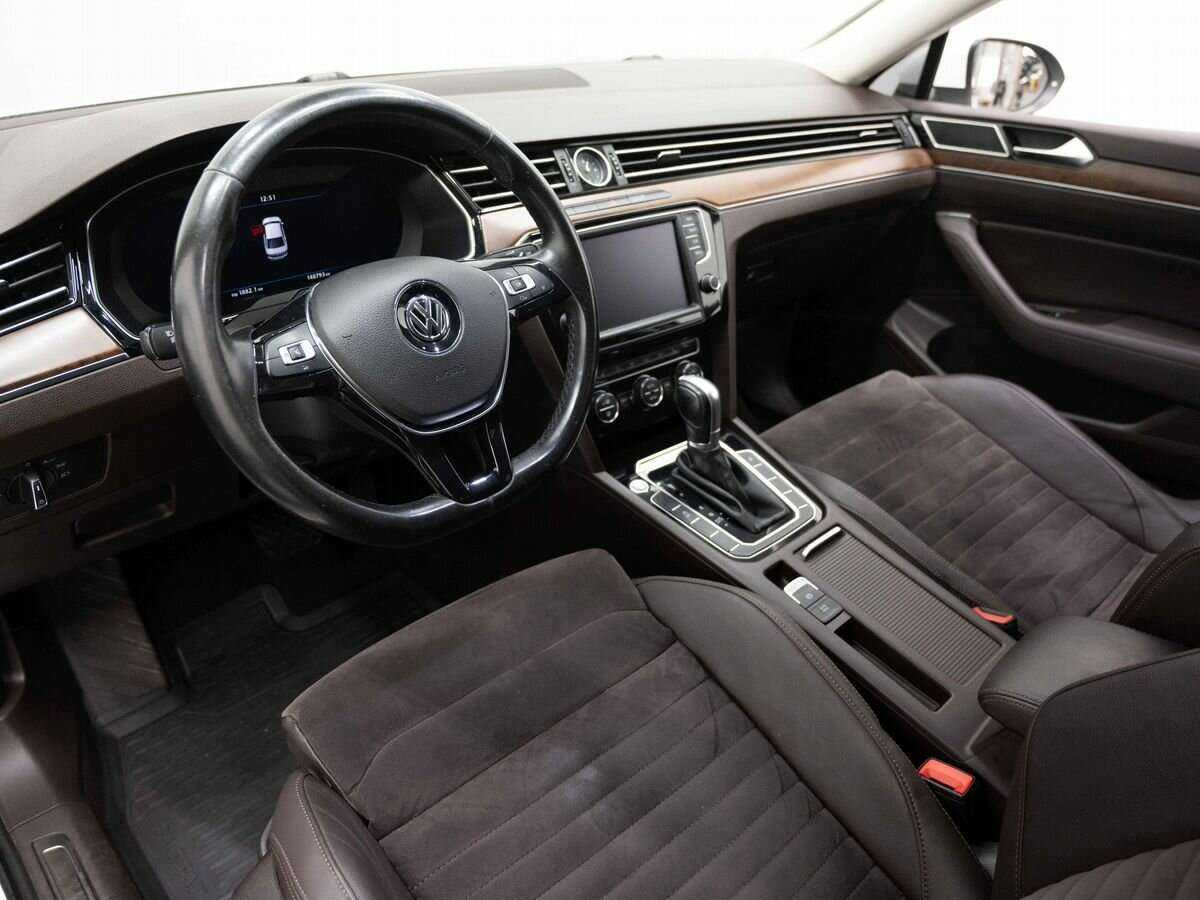 Купить Volkswagen Passat, 2016, 148 660 км, фото №7