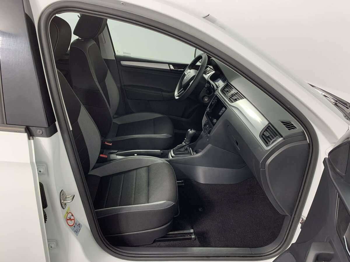 Купить Skoda Rapid, 2019, 120 541 км, фото №16