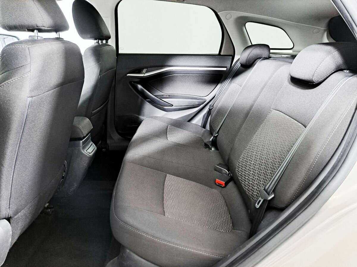 Купить Lada (ВАЗ) Vesta SW, 2019, 74 450 км, фото №7