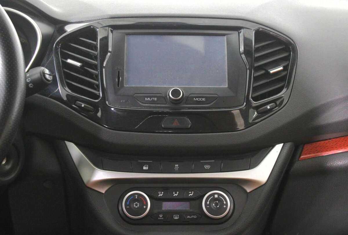 Купить Lada (ВАЗ) Vesta SW, 2019, 105 970 км, фото №10