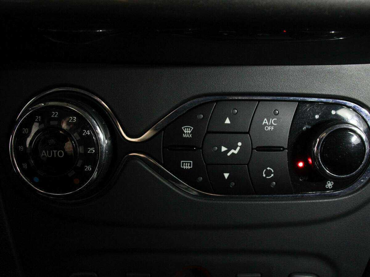 Купить Renault Sandero, 2015, 94 477 км, фото №15