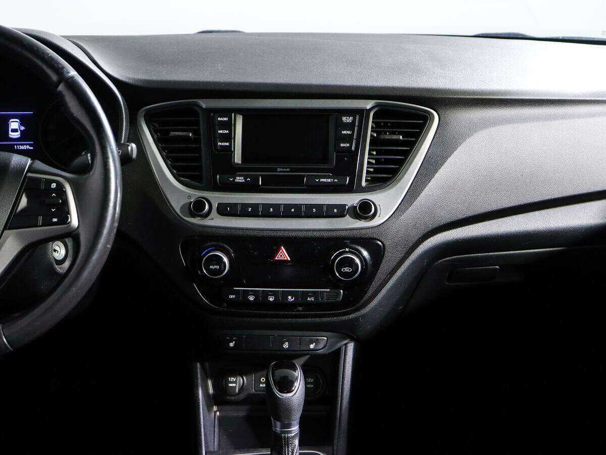 Купить Hyundai Solaris, 2017, 113 658 км, фото №13