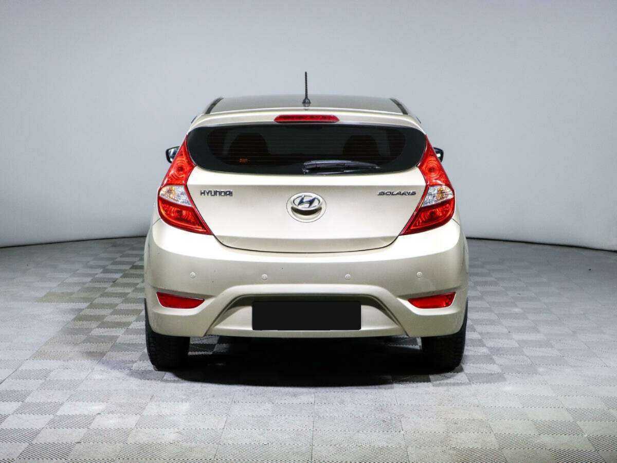 Купить Hyundai Solaris, 2013, 183 770 км, фото №5