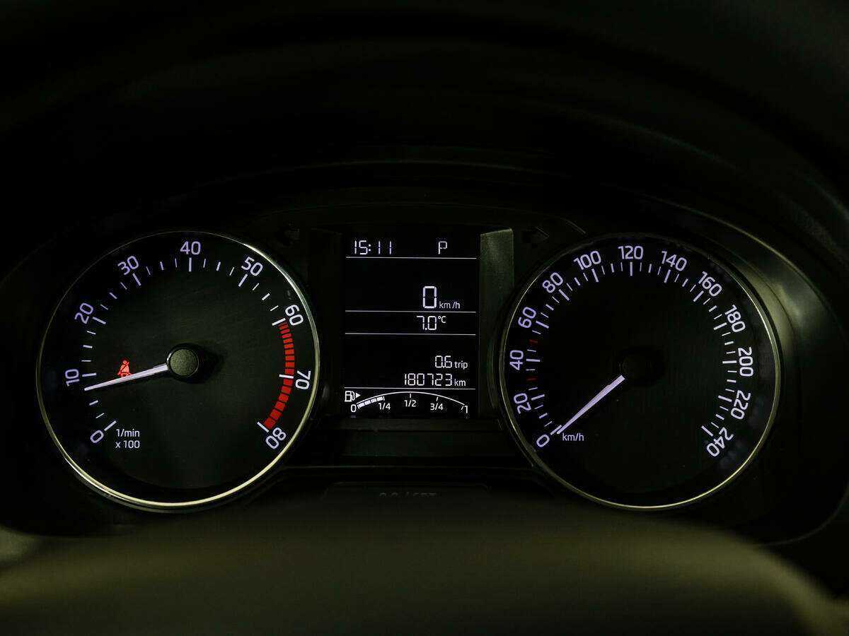 Купить Skoda Rapid, 2016, 180 721 км, фото №11