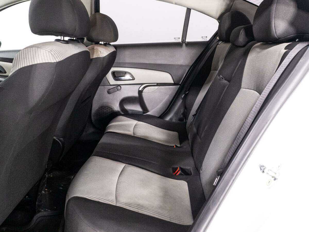 Купить Chevrolet Cruze, 2012, 194 510 км, фото №10