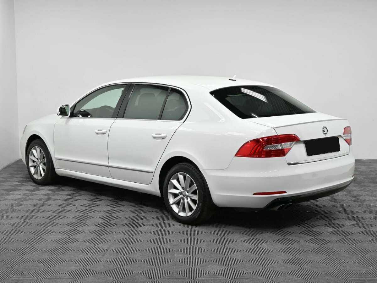 Купить Skoda Superb DSG, 2013, 119 000 км, фото №4