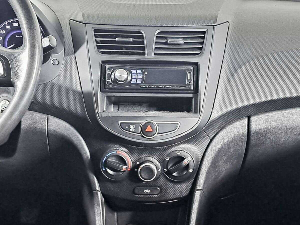 Купить Hyundai Solaris, 2012, 146 000 км, фото №11