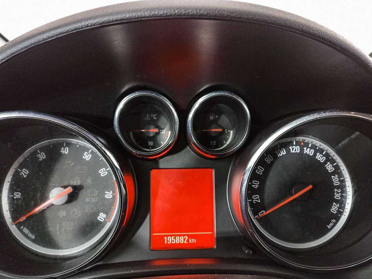 Купить Opel Astra, 2012, 195 860 км, фото №10