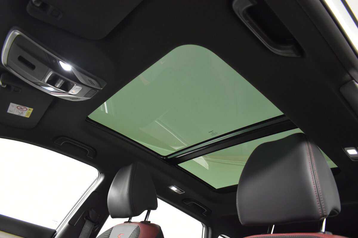 Купить Geely Coolray, 2023, 11 015 км, фото №8