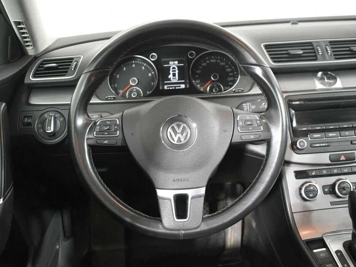 Купить Volkswagen Passat, 2014, 167 000 км, фото №15