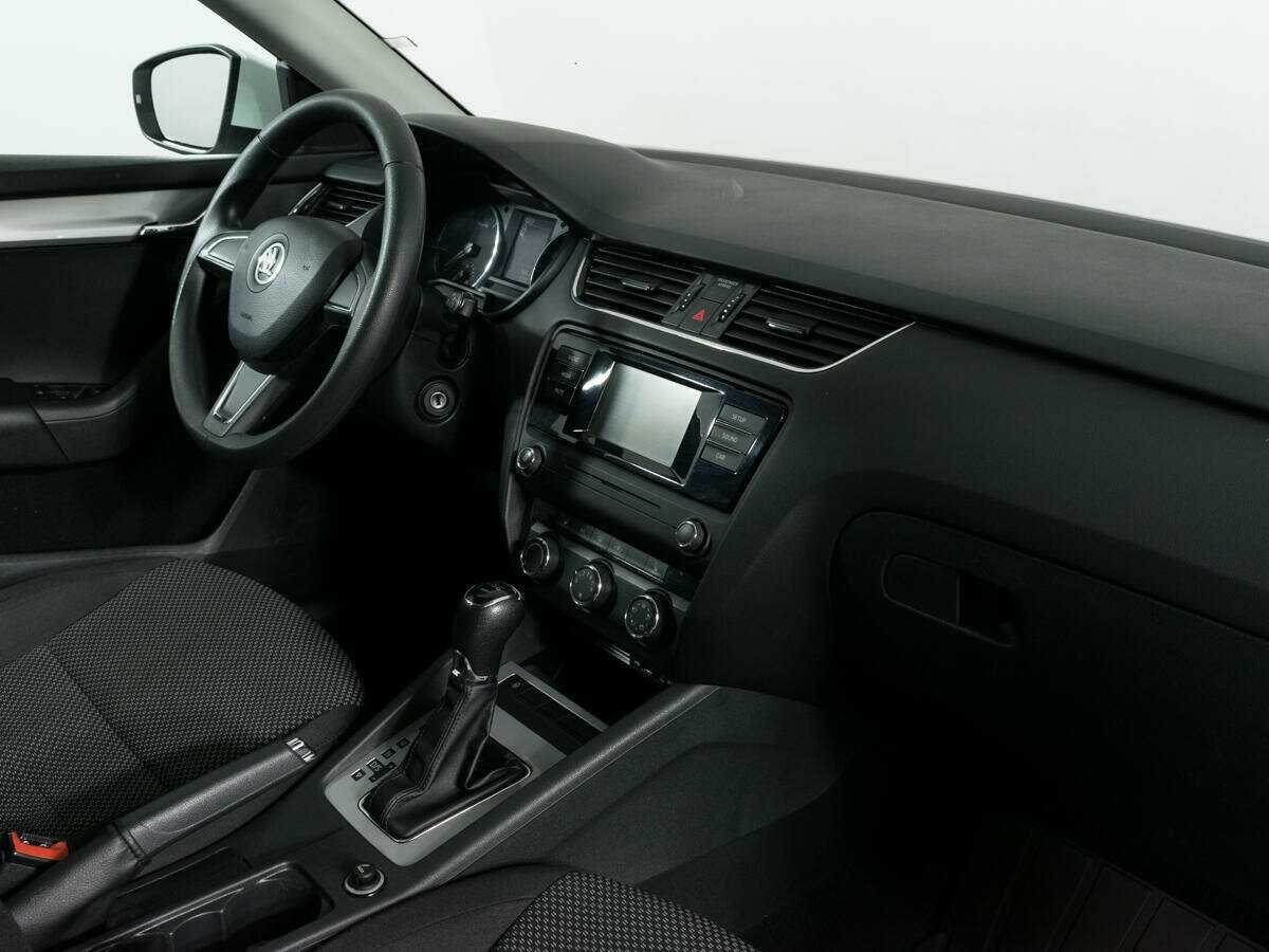 Купить Skoda Octavia, 2015, 118 100 км, фото №5