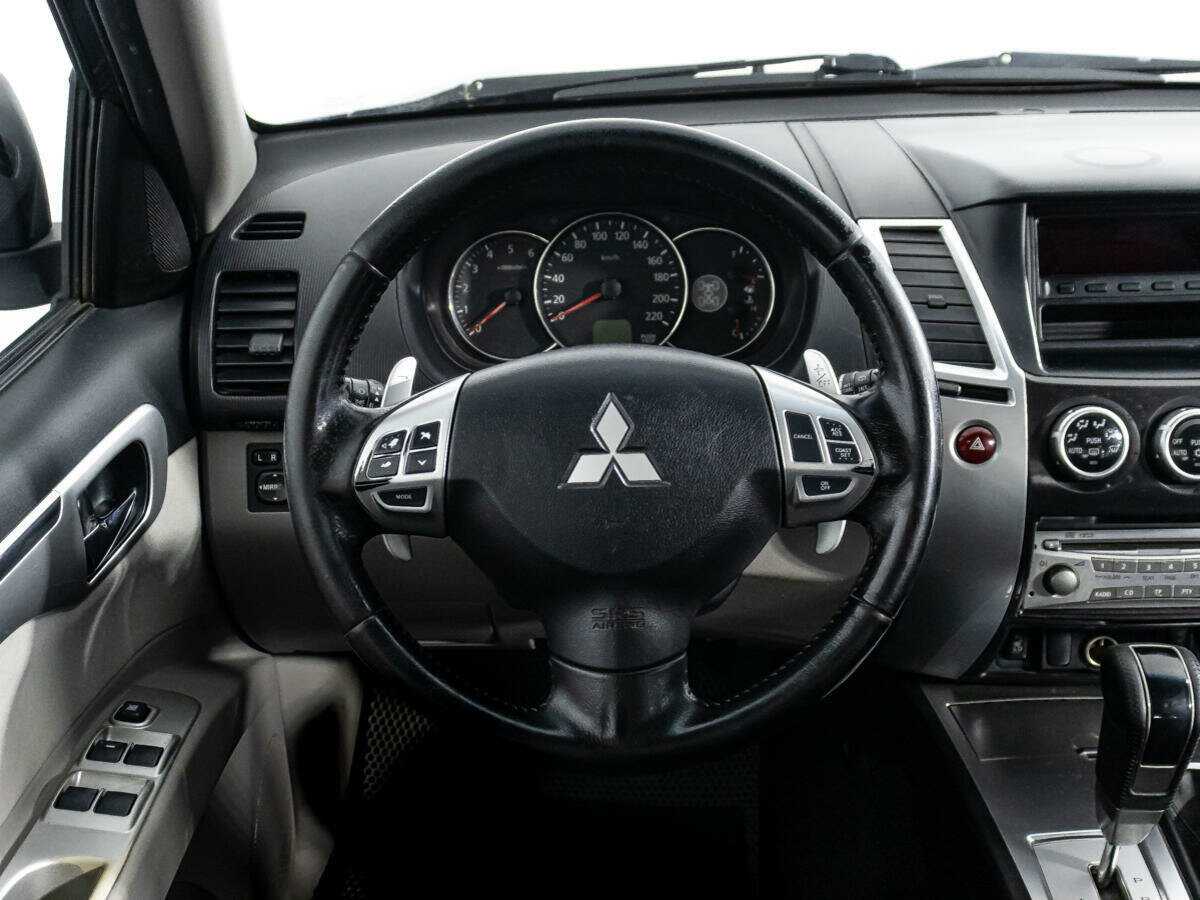 Купить Mitsubishi Pajero Sport, 2012, 217 149 км, фото №13