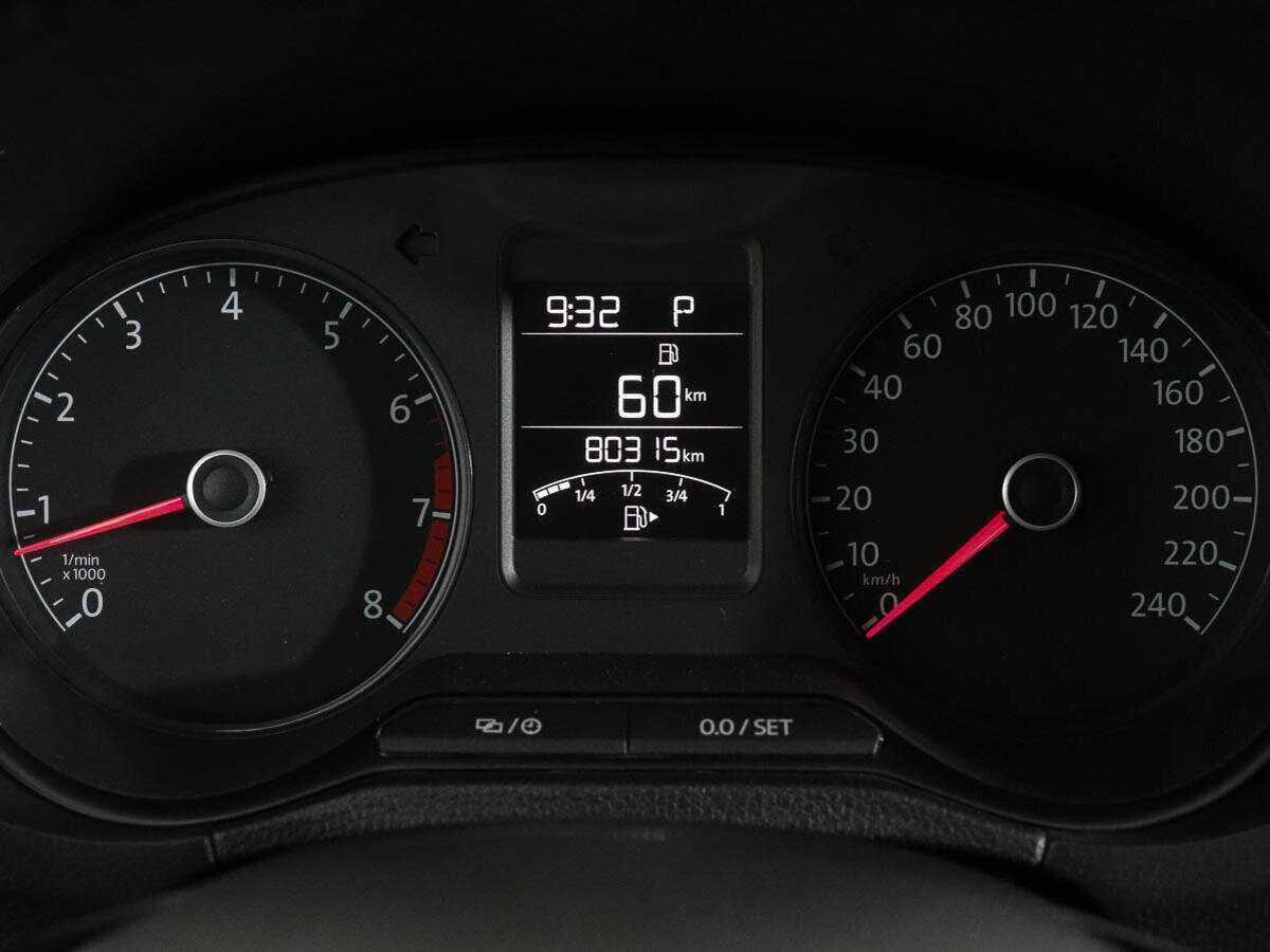 Купить Volkswagen Polo, 2017, 80 300 км, фото №10