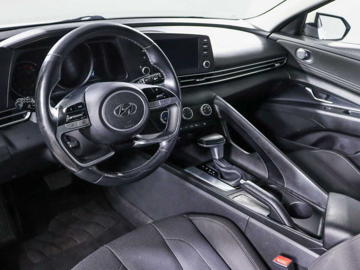 Купить Hyundai Elantra, 2021, 64 564 км, фото №14