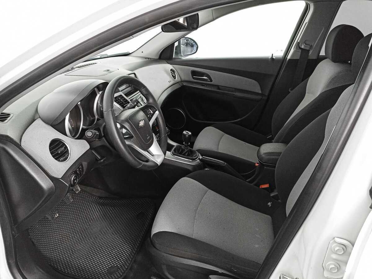 Купить Chevrolet Cruze, 2012, 311 653 км, фото №14