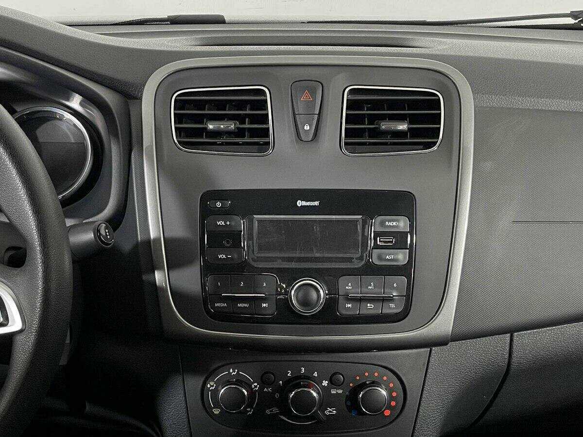 Купить Renault Logan, 2019, 126 291 км, фото №12