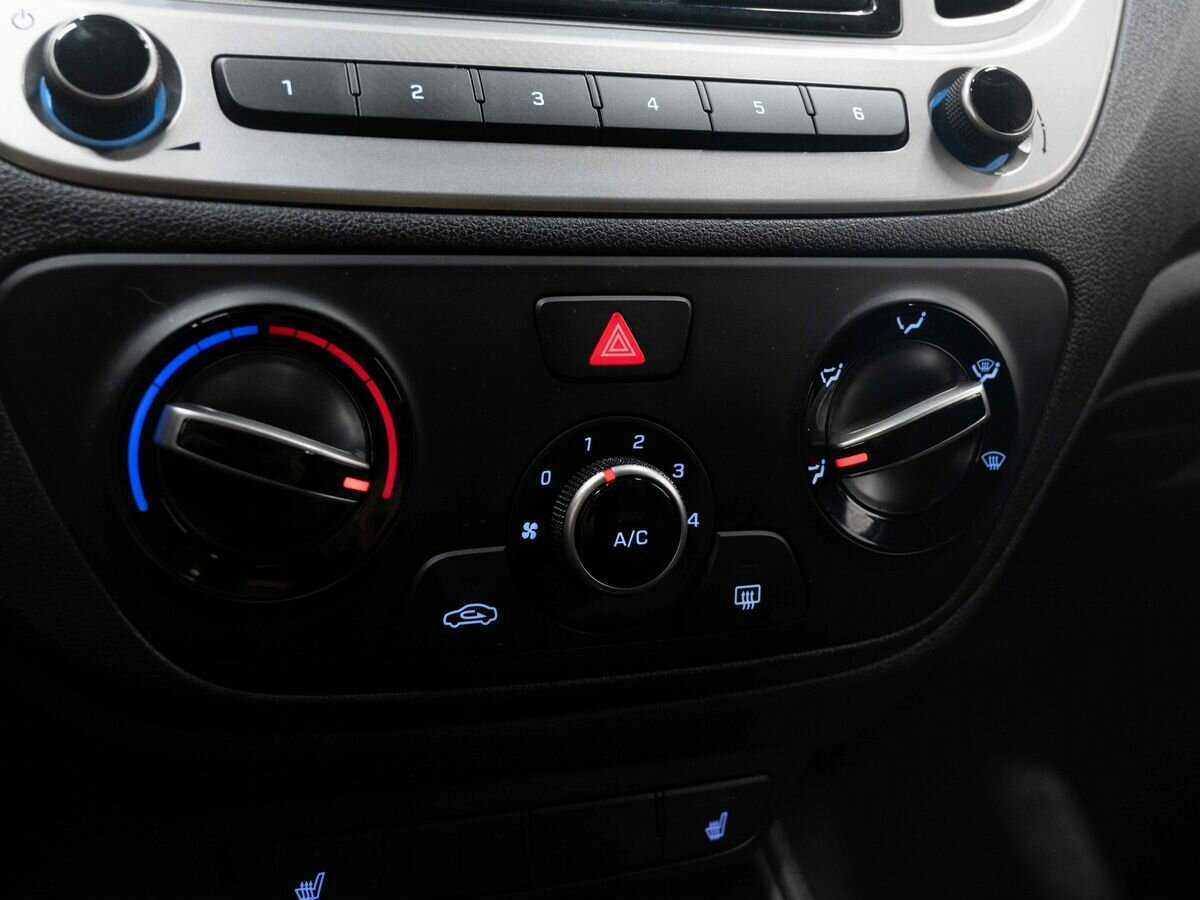 Купить Hyundai Solaris, 2019, 36 124 км, фото №22