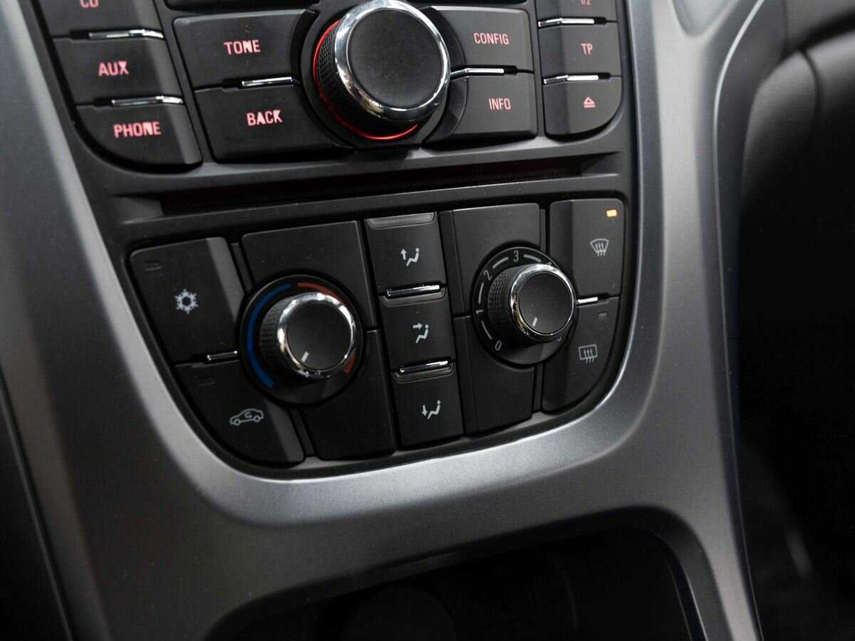 Купить Opel Astra GTC, 2012, 320 317 км, фото №19