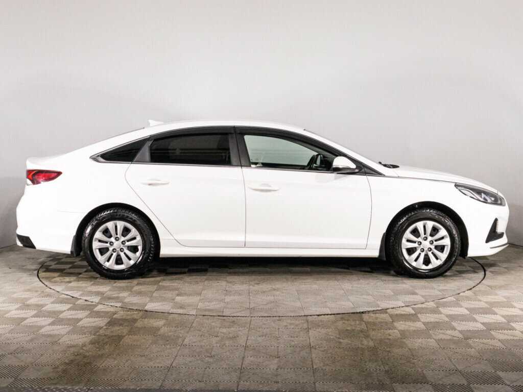 Купить Hyundai Sonata, 2019, 119 192 км, фото №4