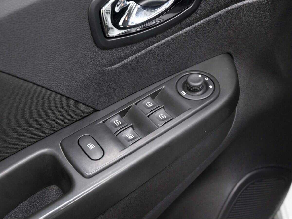 Купить Renault Kaptur, 2017, 38 213 км, фото №17