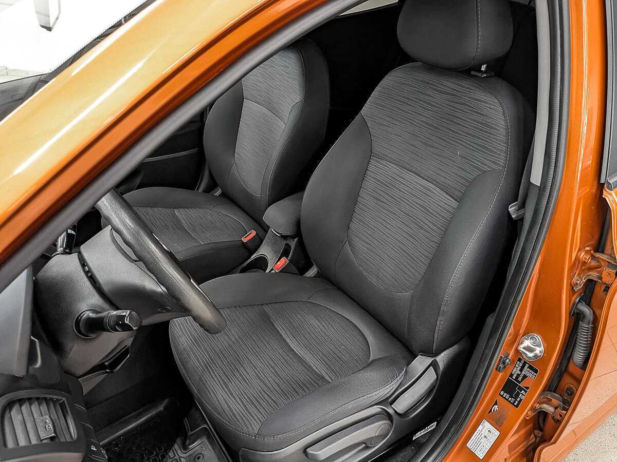 Купить Hyundai Solaris, 2015, 103 640 км, фото №18