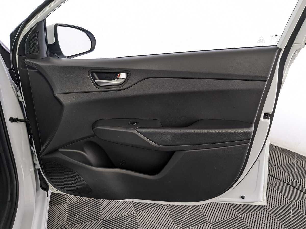 Купить Hyundai Solaris, 2020, 134 749 км, фото №23