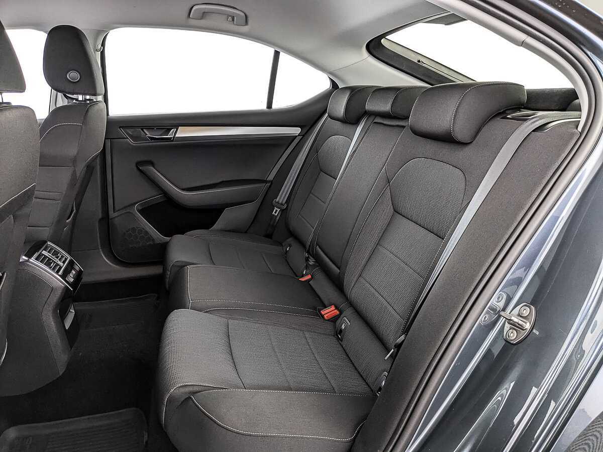 Купить Skoda Superb, 2019, 121 088 км, фото №17