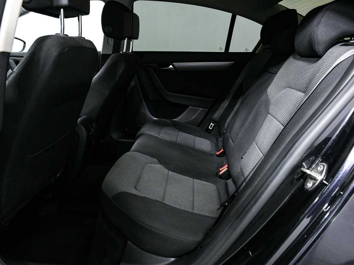 Купить Volkswagen Passat, 2013, 169 566 км, фото №12