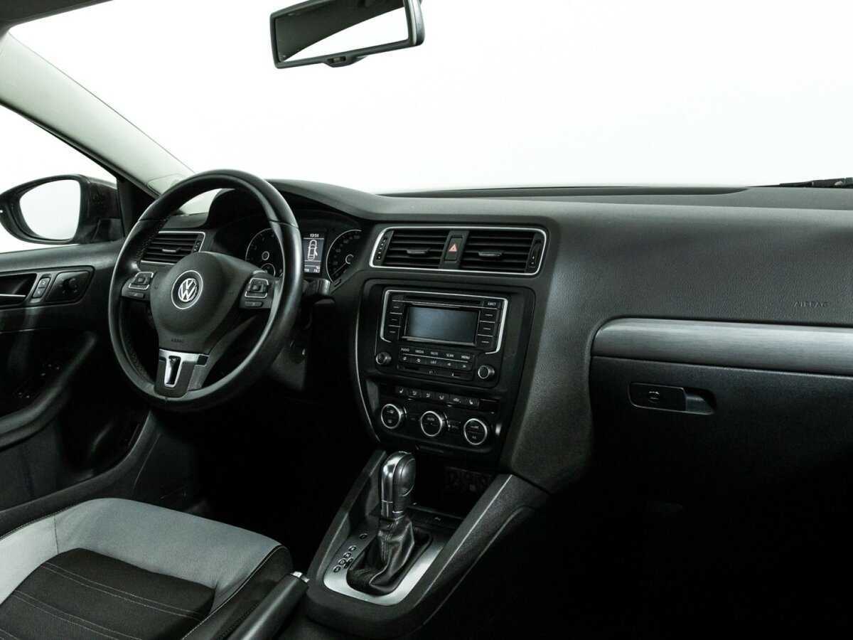 Купить Volkswagen Jetta, 2014, 139 716 км, фото №9