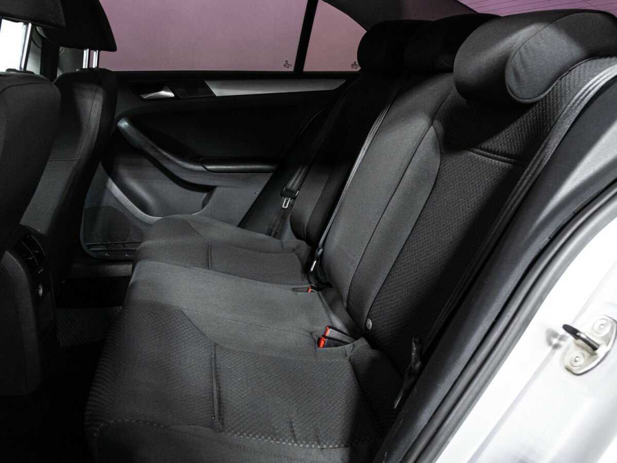 Купить Volkswagen Jetta, 2012, 230 832 км, фото №10