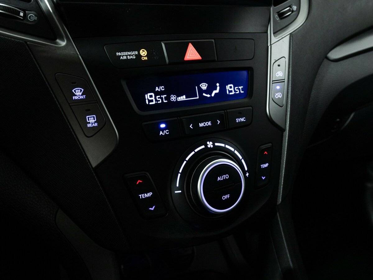 Купить Hyundai Santa Fe, 2018, 66 911 км, фото №17