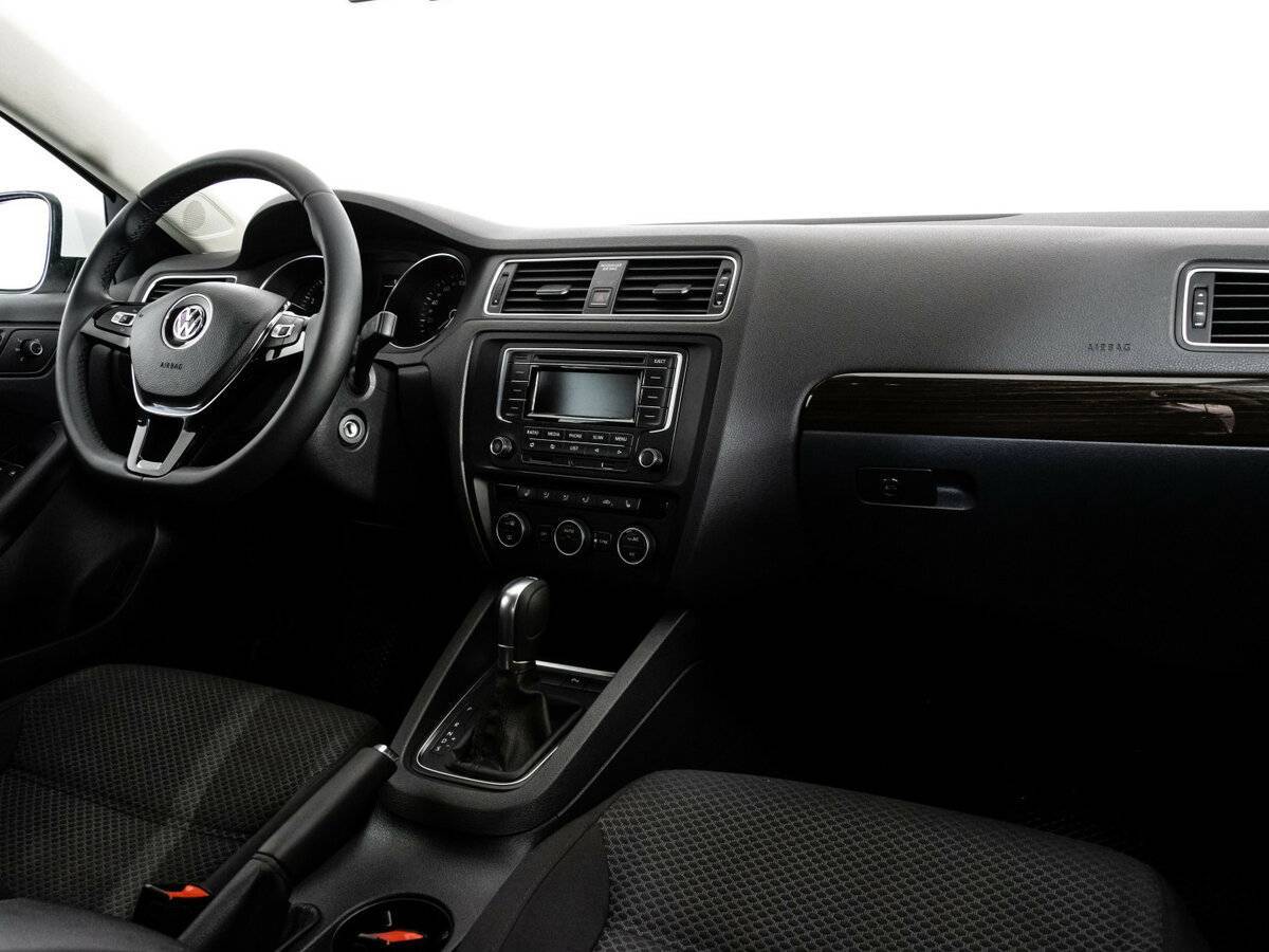 Купить Volkswagen Jetta, 2015, 136 147 км, фото №9