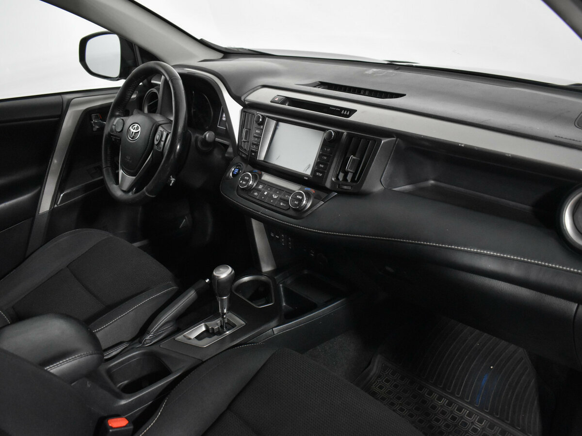 Купить Toyota RAV4 IV (XA40) Рестайлинг, 2018, 180 000 км, фото №13