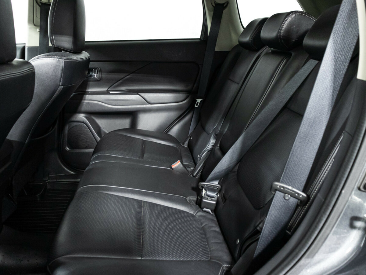 Купить Mitsubishi Outlander III Рестайлинг, 2014, 121 050 км, фото №10