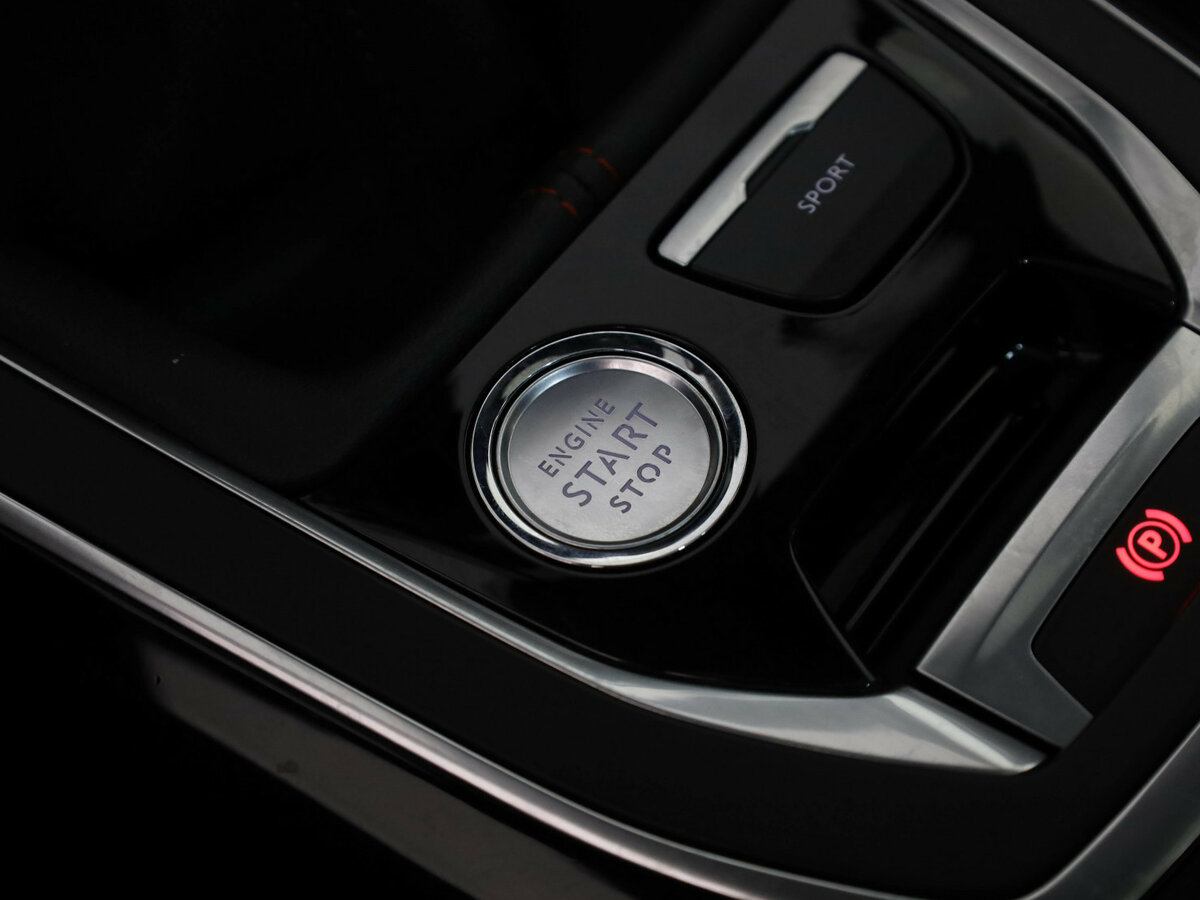 Купить Peugeot 308 II Рестайлинг, 2019, 147 759 км, фото №13