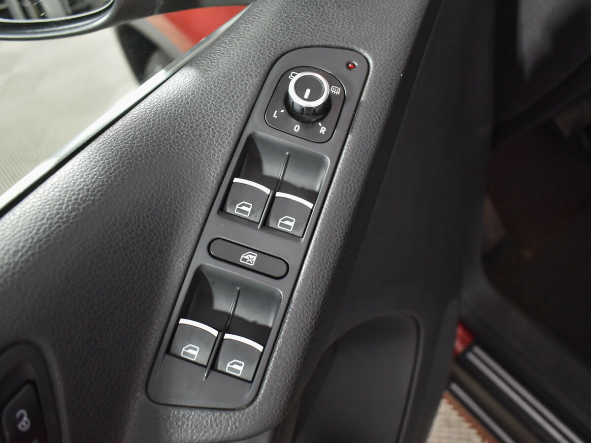 Купить Volkswagen Tiguan I Рестайлинг, 2013, 169 236 км, фото №14